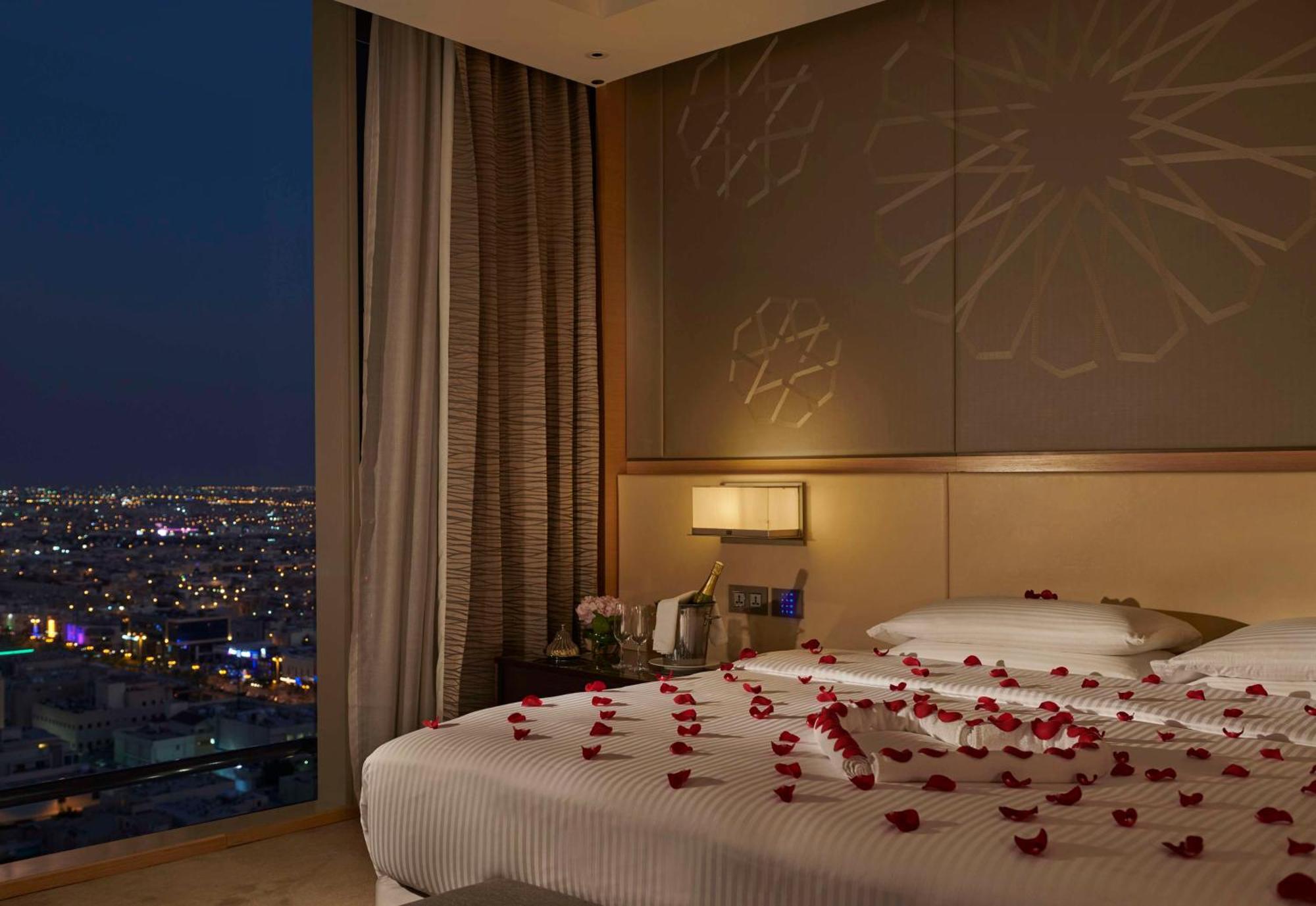 ไฮแอท รีเจนซี ริยาดห์ โอลาฮา Hotel ภายนอก รูปภาพ A bedroom at the hotel